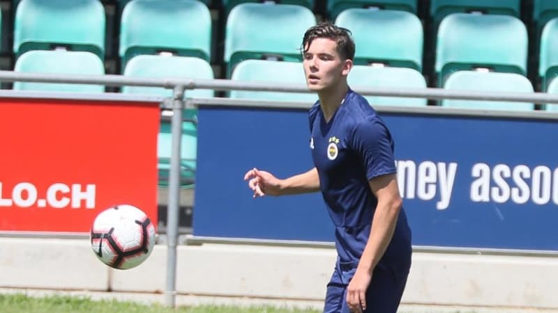 <p>Ferdi Kadıoğlu</p>