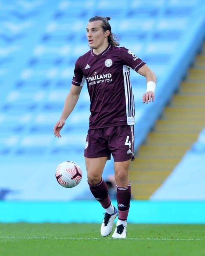 <p>Bu paylaşımın ardından Leicester City hesabı, Çağlar'a 'Kral' emojisi gönderirken takım arkadaşı Ayoze Perez, Çağlar için 'Büyük adam!' yorumunda bulundu.</p>