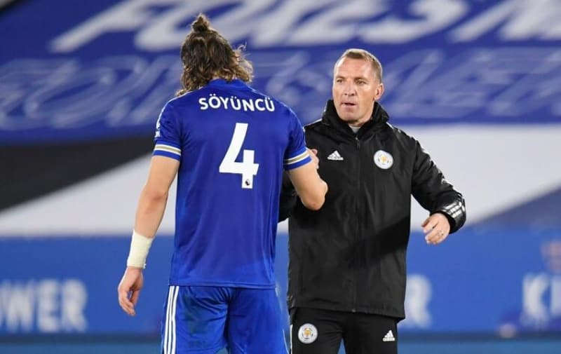 <p>Premier Lig'de yılın 11'ine de seçilen Çağlar'ı Guardiola'nın çok istediği ve bu transfer için Leicester'ın 80 milyon istediği kaydedilmişti.</p>