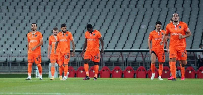 <p>Ayrıca ülkemizi Şampiyonlar Ligi'nde temsil edecek olan Medipol Başakşehir ile Avrupa Ligi'nde boy gösterecek Demir Grup Sivasspor'un toplayacağı puanlar da kritik değere sahip.</p>