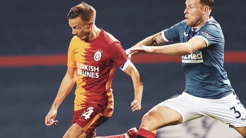 <p>Ayrıca Martin Linnes-Emre Taşdemir değişikliği de gündemde.</p>