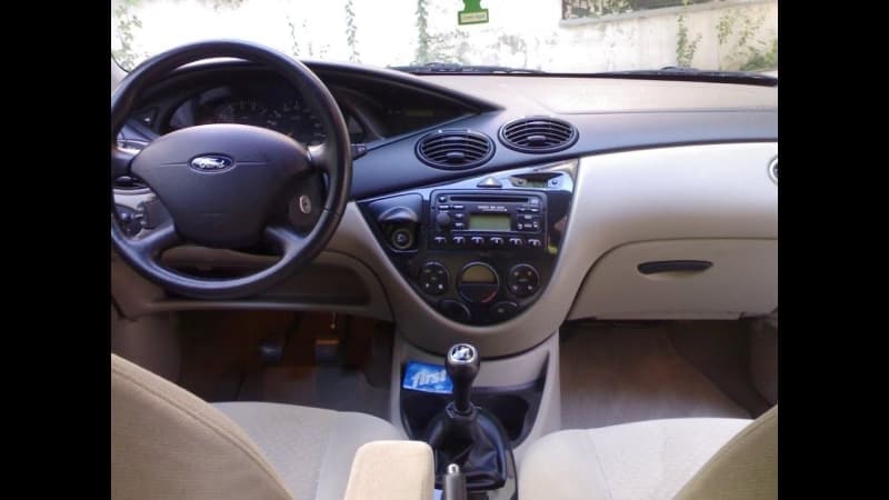 <p>Kilidi açtıktan sonra açma tuşuna 3-5 saniye basılı tutun. 4 camın tümü açılacaktır. Buda global açmadır. Ancak kapama tüm ghia'larda olmasına rağmen açma işlemi makyaj öncesi focuslarda bulunmamaktadır.</p>