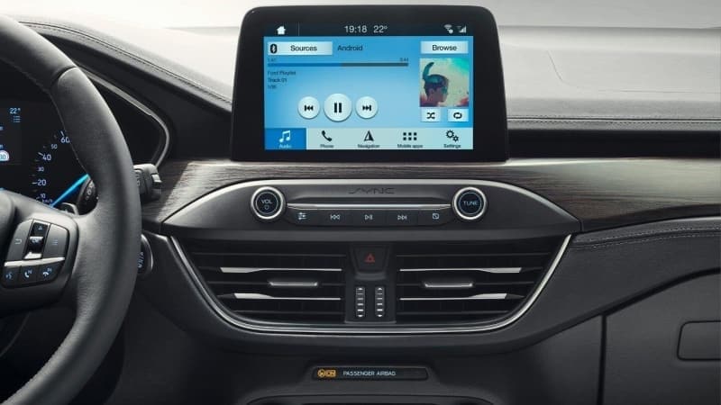 <p>Sinyal kolunu sola dönecekmiş gibi çekin ama kilitlemeyin yani sinyal yanma seviyesine kadar çekin ve bırakın, Otomatik olarak 3 kez sinyal verecektir. Bu özellik Makyaj sonrası ghialarda bulunmaktadır.</p>