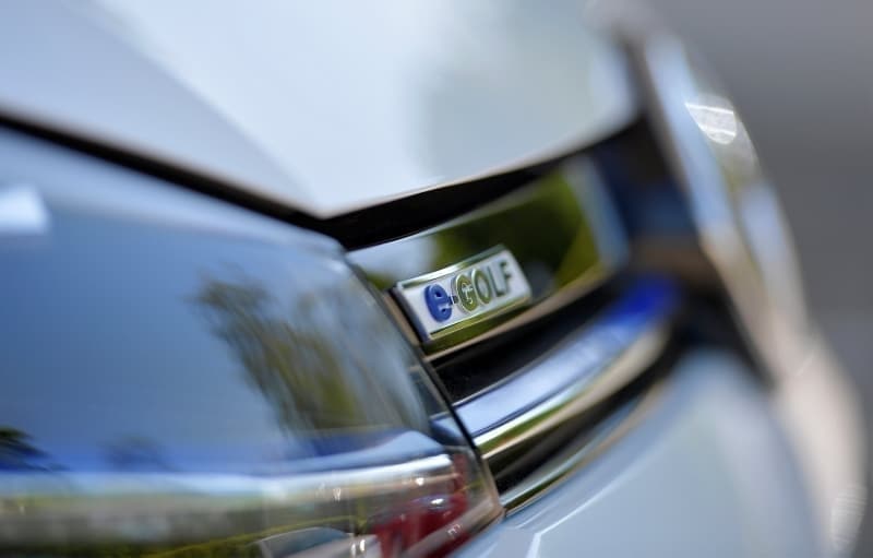 <p>Sinyallerin amerikan park yanması</p><p>Virajlarda sislerin yanması</p><p><br></p>