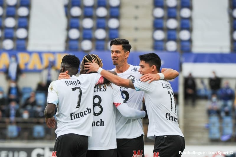 <p>Strasbourg ise Lyon'u konuk edecek.</p>