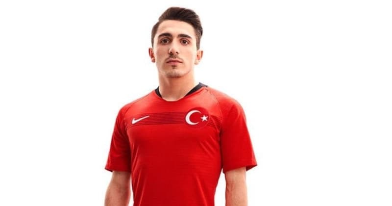 <p>Abdülkadir Ömür</p>
