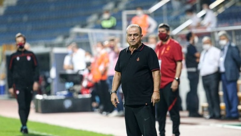 <p>Yok ya, sen paraları al, heriflere saldır... Öyle yağma yok.' ifadelerini kullandı.</p>