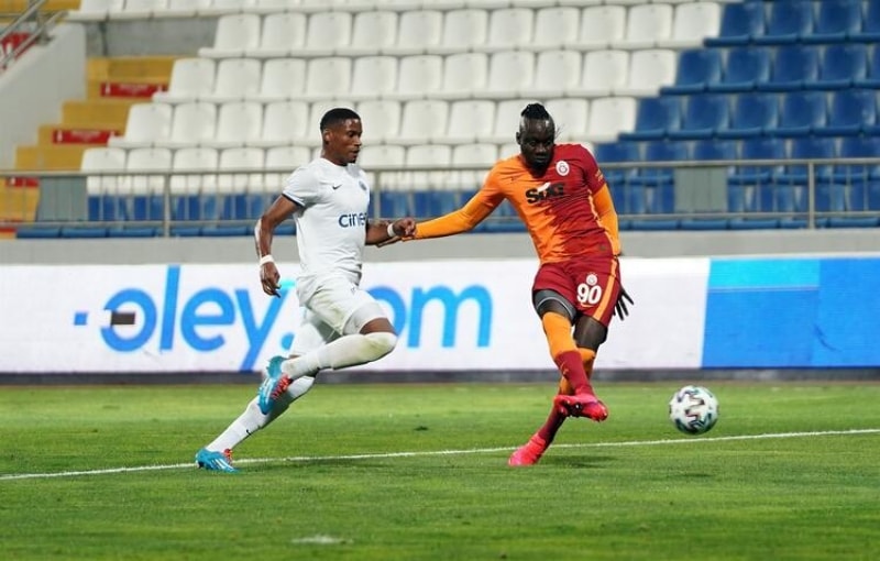 <p>Uluç, Beşiktaş Teknik Direktörü Sergen Yalçın'ı da eleştirdi. </p>