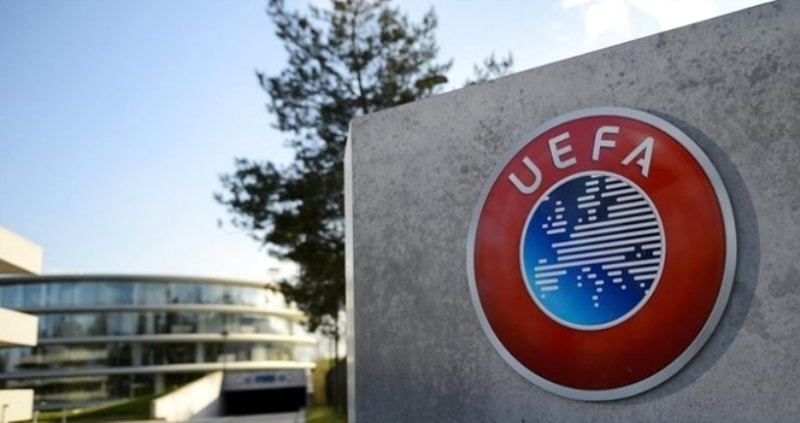 <p>Tekrardan FFP tehlikesine giren Galatasaray, UEFA Kulüp Finansal Kontrol Birimi'nin yapacağı incelemeye kadar 14 milyon euro zararı sıfıra indirmenin çaresini arıyor.</p>