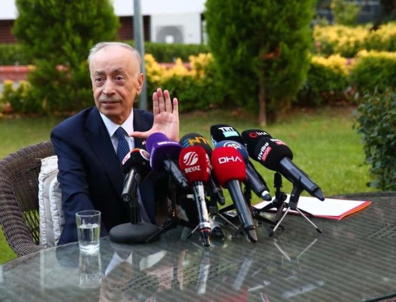 <p>2 yıldır bu kurala uyan Aslan, 2019-20'de azami 10 milyon euro açık vermeyi taahhüt etmişti. </p>