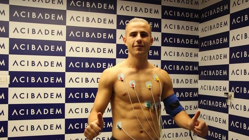 <p>Ancak tak�ma uyumu, yeni sistemi benimsemesi gibi konular soru i�areti.�</p>