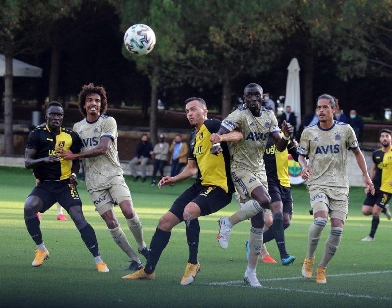 Fenerbahce Macinda Saha Karisti Fatih Tekke Hakemin Uzerine Yurudu Foto Galeri Star