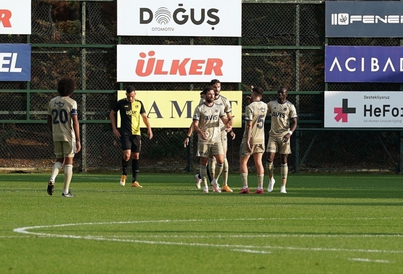 Fenerbahce Macinda Saha Karisti Fatih Tekke Hakemin Uzerine Yurudu Foto Galeri Star