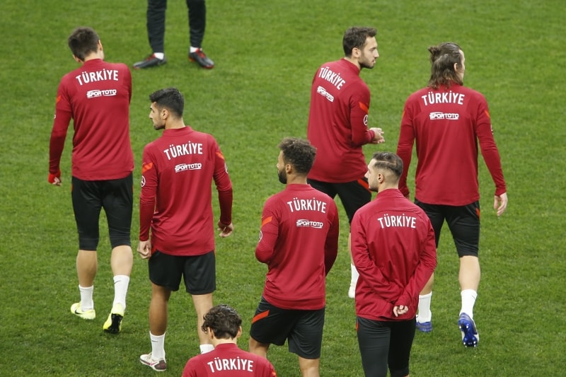 <p>Grubun diğer maçında ise Sırbistan sahasında, Macaristan'ı konuk edecek.</p>