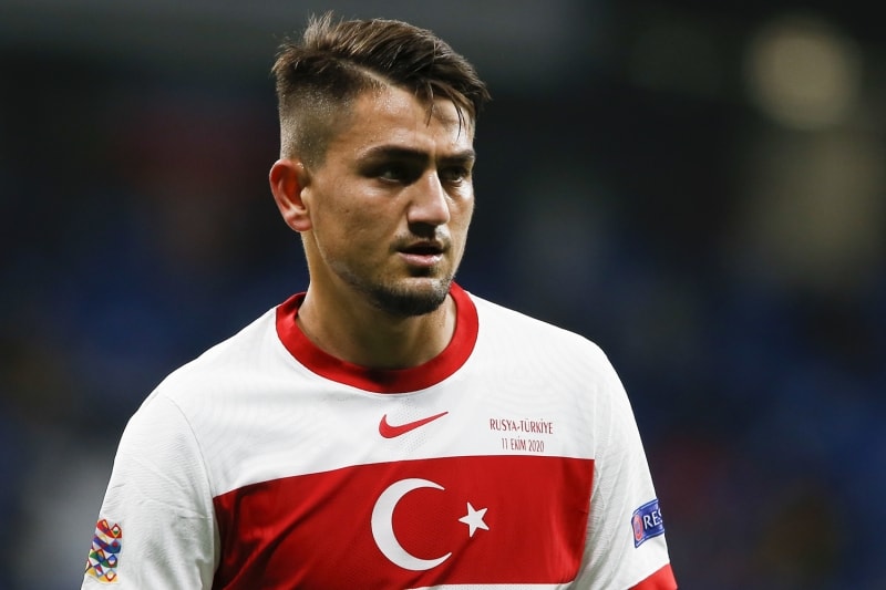 <p>'Bunun nedeni sadece çevik orta saha oyuncusu <b>Cengiz Ünder</b>'in oyuna dahil olması değildi. <b>Daha derin bir şeyler oldu. </b>Rusya Milli Takımı, Türkiye'nin maçın başındaki haline büründü.'</p>