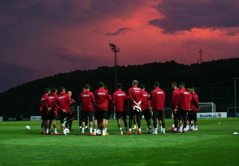 <p>A Milli Takm'n Srbistan karsndaki muhtemel 11'i yle:</p>