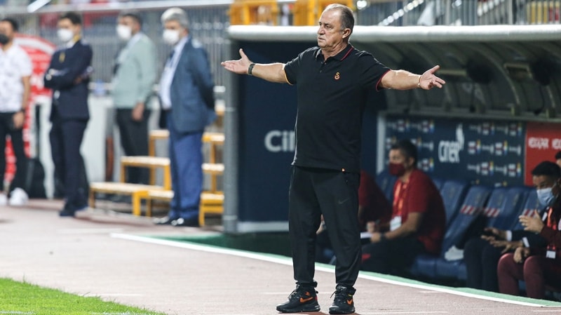 <p>Tecrbeli hocann futbolcularla bugn bir toplant yapaca ve takm iindeki kt havay datmaya alaca renildi.</p><p><br></p><p>Takvim</p>