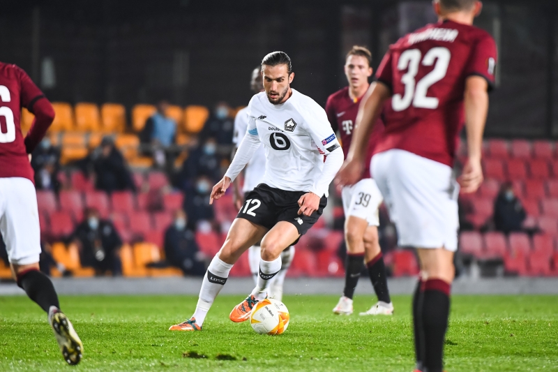 <p>Ligde 11'e girmekte zorlanan milli futbolcunun karlamaya damgasn vurduu ifade edilirken 'Trk yldz iin sonunda her ey yoluna giriyor' ifadelerini kullanld.</p>