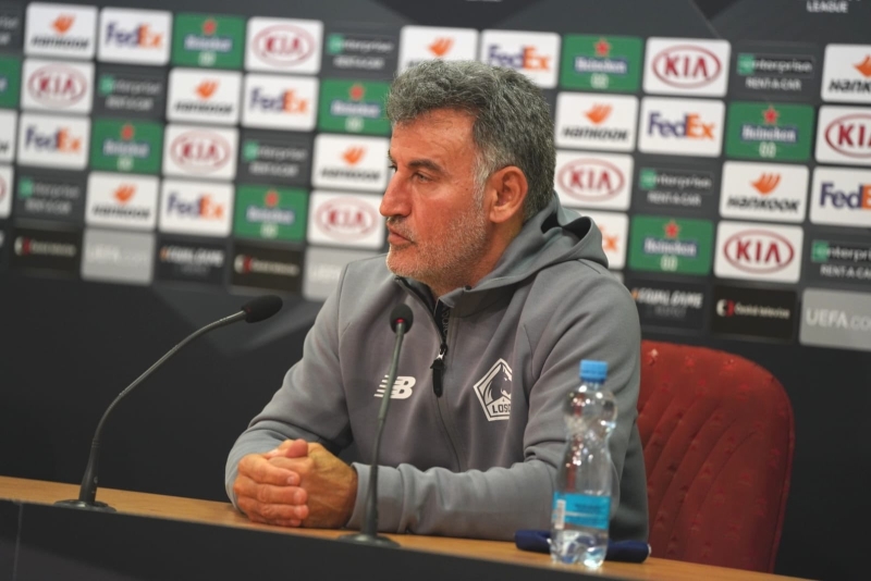 <p>Teknik Direktör Christophe Galtier de Türk yıldızlara övgülerde bulundu ve şunları söyledi: </p>