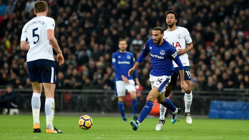 <p>Bu yılın başında Crystal Palace'a kiralanan Cenk, çapraz bağ sakatlanması yaşayınca Everton'a geri dönmüştü.</p>