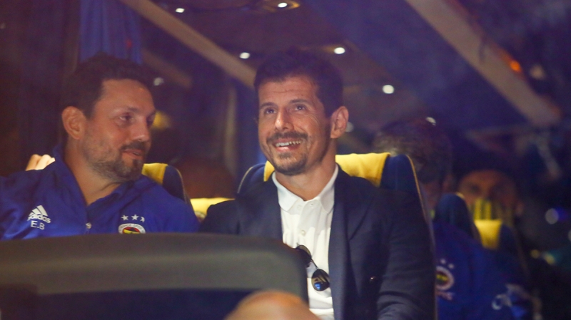 'Bizim en byk grevimiz Erol hocaya yardm etmek. Tamamen Erol hocann baarsna odaklandk. Hep birlikte ona yardm etmeliyiz.'