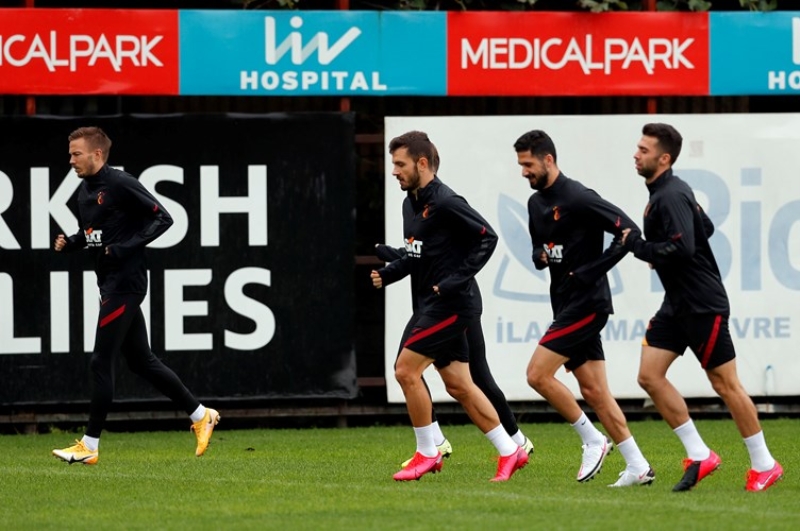 <p>Antrenman, yenilenme kousu ve souma hareketleriyle tamamland.</p>