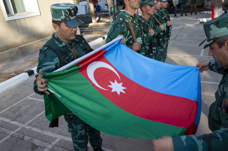 <p>'Azerbaycan ve kardeş Türkiye halkına selamlarımızı iletiyoruz.' diyen Afdandil, Karabağ'ın işgalden kurtulmasının ardından Azerbaycan halkıyla birlikte sevinçlerini yaşayacaklarını belirtti.</p>