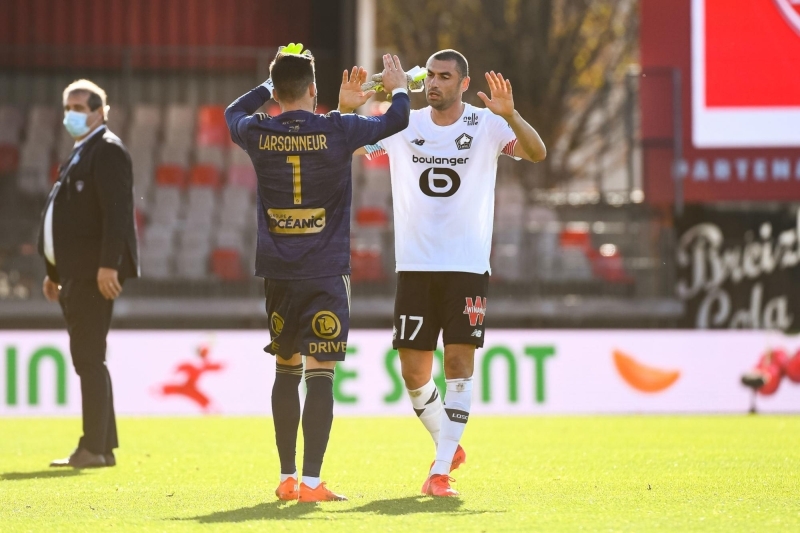 <p><b>'IKONE'YE GEREK YOK, BURAK DAHA Y'</b><br></p><p><br></p><p>Lille taraftarlar kulbn sosyal medya paylamlarnn altna Burak Ylmaz hakknda vg dolu szler kulland.</p>