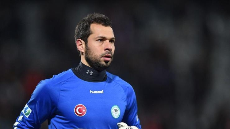 <p>Bakan Ahmet Nur ebi ve kurmaylar da 3 isim iin dirsek temaslarna balad. </p>