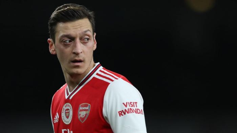 <p>Arsenal'in bu doğrultuda yine bir Türk yıldızın peşinde olduğu ifade ediliyor.</p>