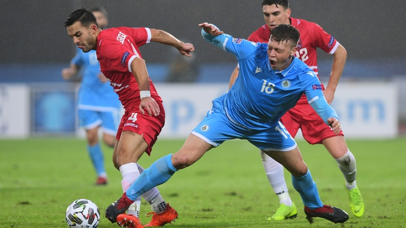 <p>Geçen ay Liechtenstein ile 0-0 berabere kalan San Marino, Cebelitarık ile oynadığı maçı da 10 kişi kalmasına rağmen 0-0 bitirdi. </p>