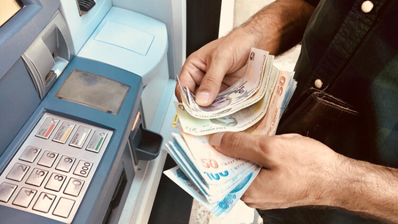 <p>TOBB, TESK, Türkiye Barolar Birliği, TÜRMOB, ihracatçı birliklerinin aidatları da yapılandırma kapsamında olacak.</p>