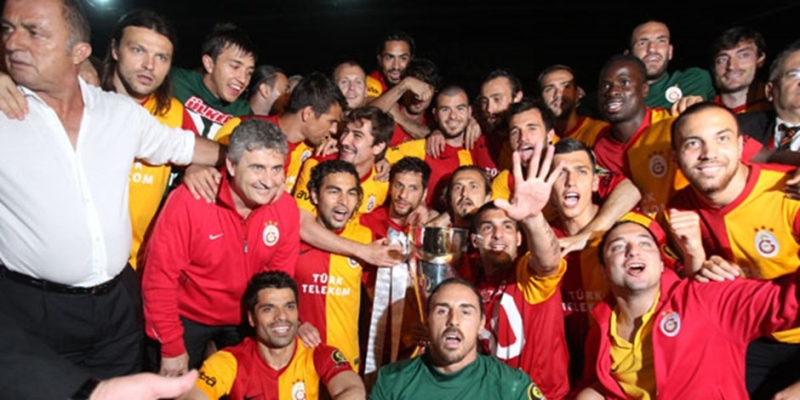 <p>'Terim 'Biz ampiyon olduk ama sadece 3 dakika uzatmas yakmad' deseydi o zaman, bugn alnndan perdim.'</p>