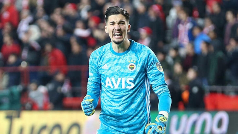 <p>Altay Bay�nd�r</p>