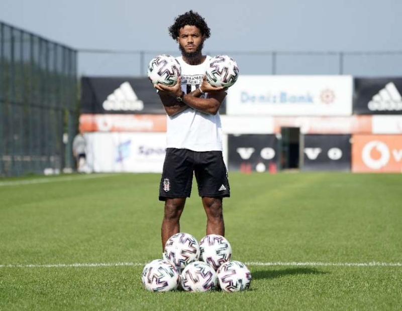 <p>Sağ bekte Valentine Rosier, stoperde Montero ve sol bekte Rıdvan oynaması kesin olan 3 oyuncu. </p>