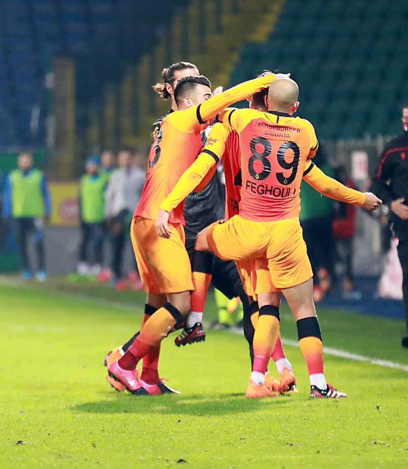 <p><b>'ZELETRY YAPMI'</b></p><p>Ma ncesi hocay dinledim, ocuklar daha fazla vlmeli dedi. vdk biz hocam zaten ama 1-0 iken vdk, herkes de vd. Bugn ma uurlu devam ettiren hoca oldu. Takmn stnde ok etkili bir figrdr. Kararlar tartlmaz bir isimdir ama hoca zeletiriyi yapm bence.</p>