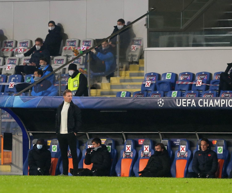 <p>Tuncay Şanlı, Fenerbahçe’yle 2014’te Manchester United ağlarını 3 defa sarsarken, Burak Yılmaz da Galatasaray forması altında 2012’de Cluj deplasmanında 3 gol atmayı başarmıştı.</p>