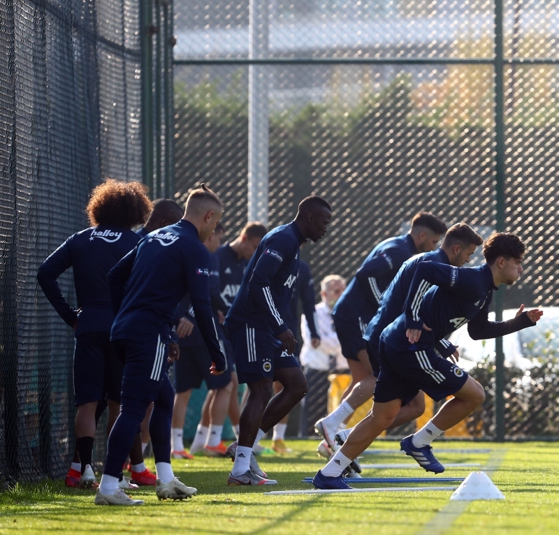 <p>Kanarya yeni planı ile 3 puan arayacak.</p>