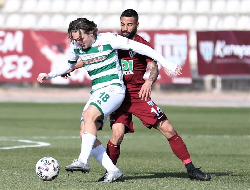 <p>11'ler: Bursaspor: Mehmet Ataberk Dadakdeniz (Dk. 46 Canberk Yurdakul), Onur Atasayar, Cneyt Kz, Emirhan Aydoan, Ramazan Keskin (Dk. 90 Ozan smail Ko), Burak Kapacak (Dk. 84 aatay Ylmaz), zer Hurmac (Dk. 66 Recep Aydn), Ali Akman, Furkan Emre nver, Burak Altparmak, Batuhan Kr (Dk. 66 Tubey Akgn)</p>