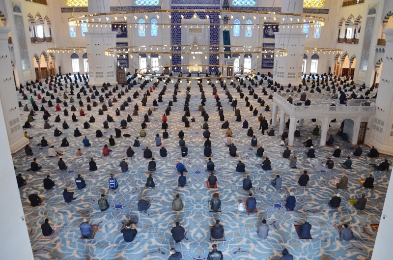 <p>Yalarn olmamas herkesi tedirgin ediyor.</p>