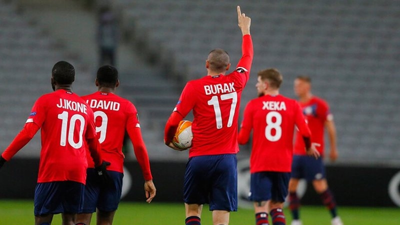 <p>DNCG'nin (Direction Nationale du Controle de Gestion, Fransa'daki futbol kulplerinin mali hesaplarn izlemek ve denetlemekten sorumlu kurulu) kontrolnde olan Lille'in finansal adan bu borlar en ge ocak aynda demek zorunda olduunun alt izildi.</p>