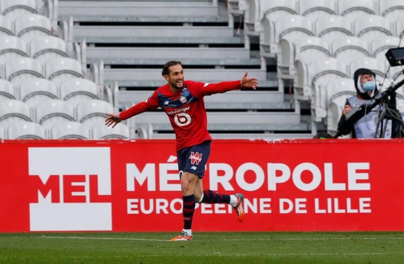 <p>Dier alternatif ise Elliott Management'n yeni bir ynetim talep etmesi olacak. Bu durumda ncln Rennes'nin eski bakan Oliver Letang'n yapt bir konsorsiyum kulb tamamen devralabilir.</p>