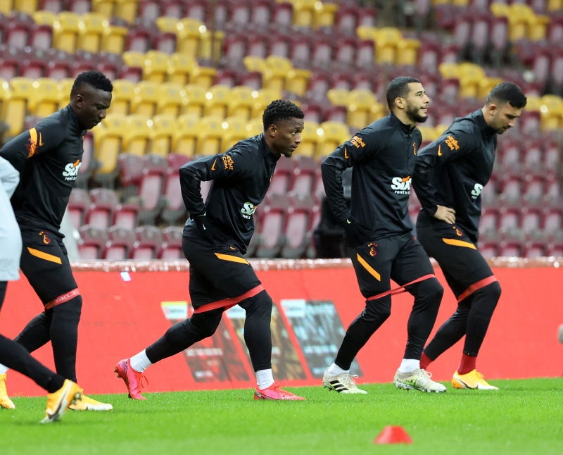 <p>Son mağlubiyetini ligin 5'inci haftasında Aytemiz Alanyaspor karşısında yaşayan sarı-kırmızılı ekip, sonrasında oynadığı 6 maçta; 5 galibiyet, 1 beraberlik aldı.</p>