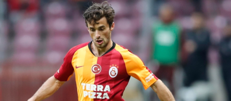 <p>Uruguaylı sol bek, teknik direktör Fatih Terim'in görev vermesi halinde Fatih Karagümrük maçında forma giyebilecek.</p>