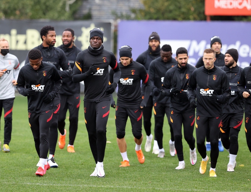 <p>Ligde geçen haftayı bay geçen sarı-kırmızılılar, lider Alanyaspor'un 3 puan arkasında ikinci sırada bulunuyor.</p>