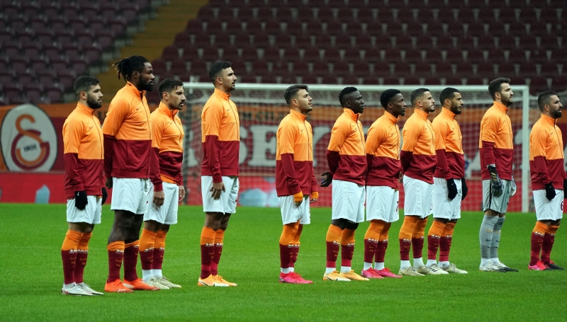<p>Sarı-kırmızılıların Fatih Karagümrük karşısındaki muhtemel 11'i şöyle: </p>