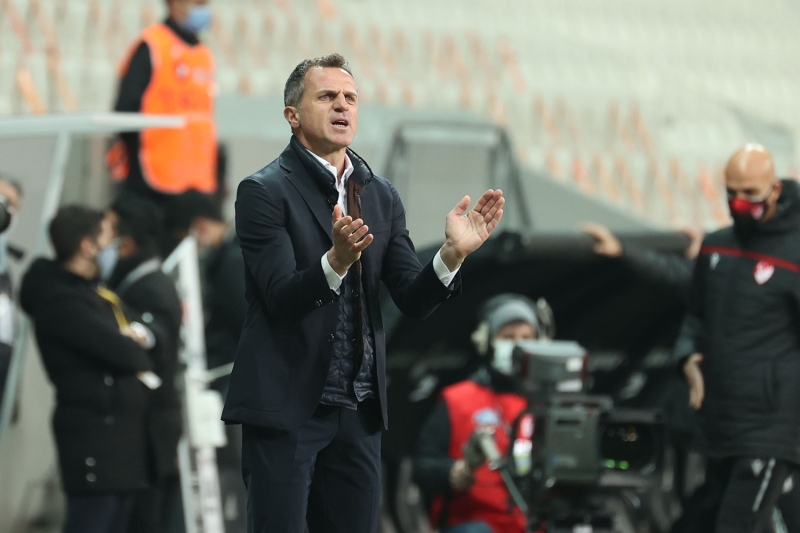 <p><b>İÇ SAHADA EN FAZLA GOL ATAN OYUNCU</b></p>