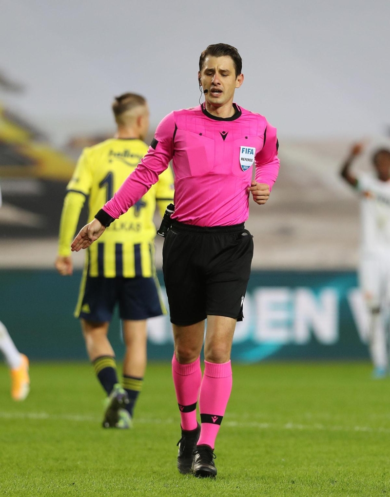 <p><b>OZAN TUFAN TÜM İSİMLERİ GERİDE BIRAKTI!</b><br></p>