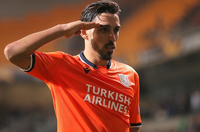 <p>İrfan Can'ın da ayrılmak istemesi nedeniyle transferde kapıyı açan Başakşehir yönetimi, teklifi değerlendirip dönüş yapacakları mesajını verdi.</p>