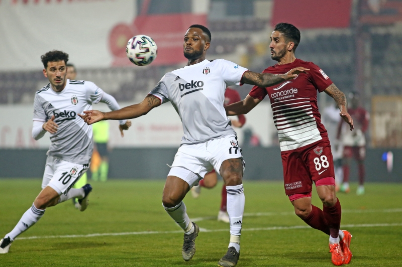<p>Beikta oyuncular Hatayspor'da kt, vasat ve vasat oyun sergilediler 3 oyuncu haricinde, Larin, Aboubakar ve Atiba...</p>
